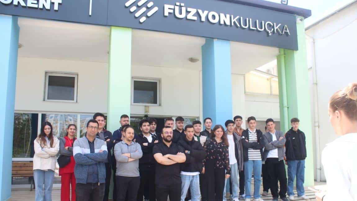 Okulumuz bilişim teknolojileri öğretmen ve öğrencileri Teknokent gezisi